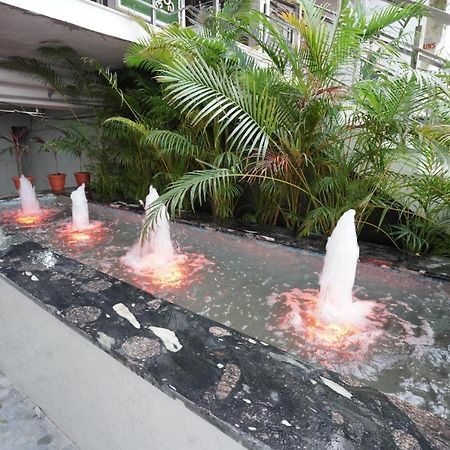 Hotel Trp Bliss Nizamabad Kültér fotó